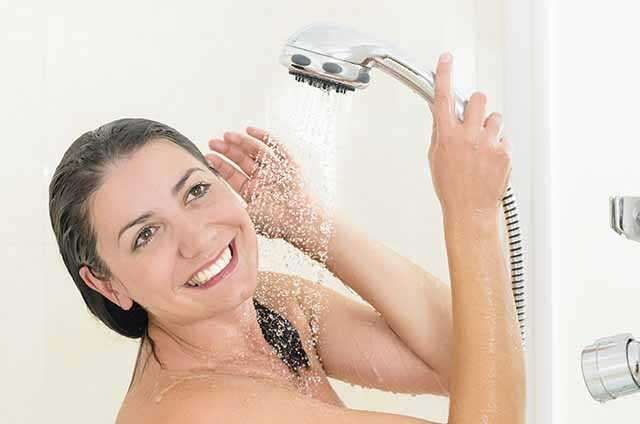 Vask håret med kaldt vann