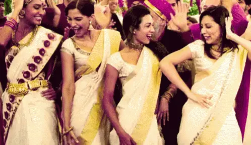 Televyzje en Bollywood-diva's dy't Súd-Yndiaanske seide sarees noch sierliker makken