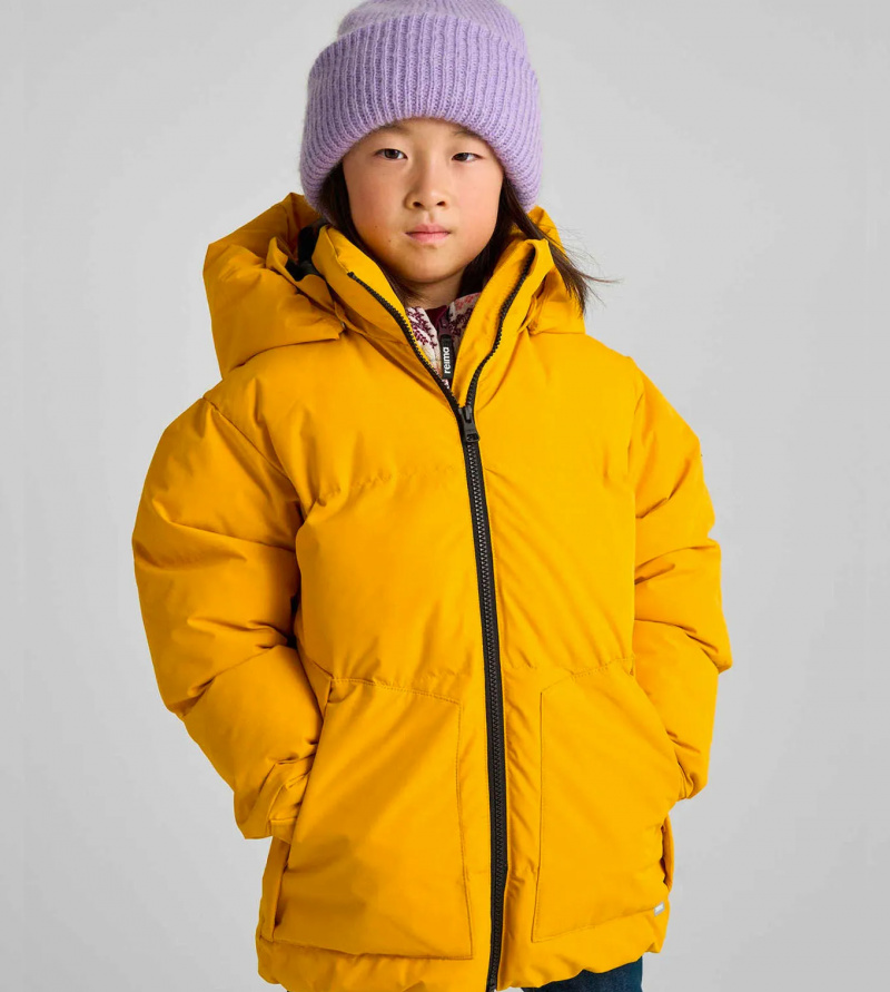 9 zimních kabátů pro děti, ať už bydlíte tam, kde je svižná teplota, nebo pod bodem mrazu