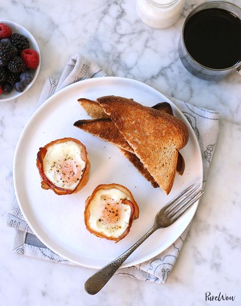 proteinrika frukostidéer Bacon Egg Cup Recept