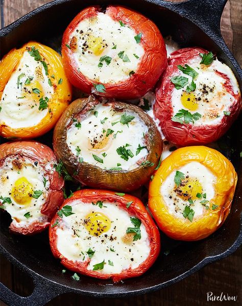proteinrika frukostidéer Ägg bakade i tomater Recept
