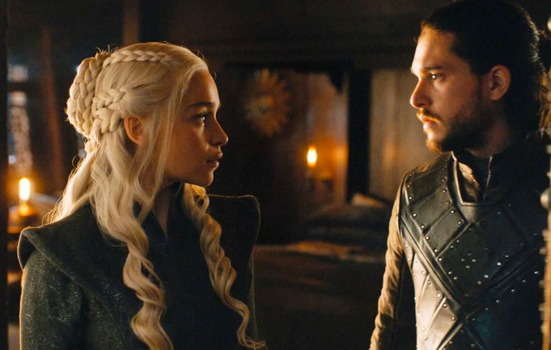 Daenerys र Jon को प्रेम कथा 'Game of Thrones' स्क्रिप्टमा *यति* धेरै राम्रो छ