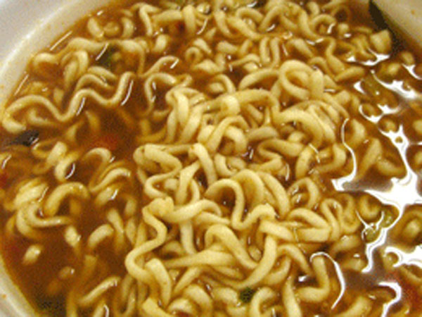 Shin Maggi yana da Lafiya a Ciki-Noodles