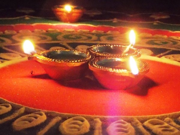 Tábhacht Diyas Ardteiste I Diwali